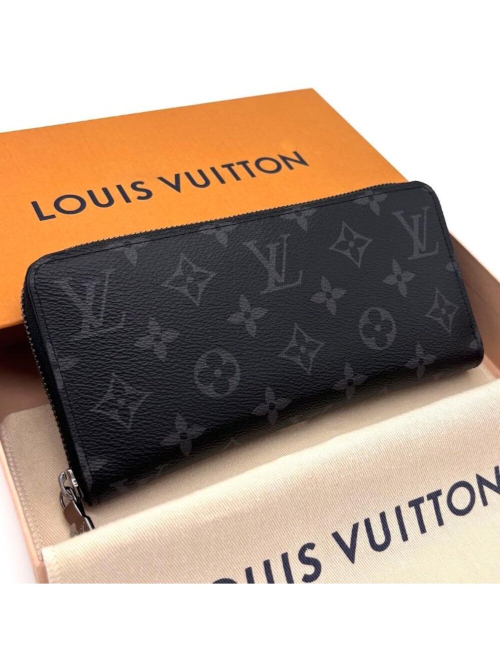 Louis Vuitton Monogram Eclipse Zippy Horizontal Wallet